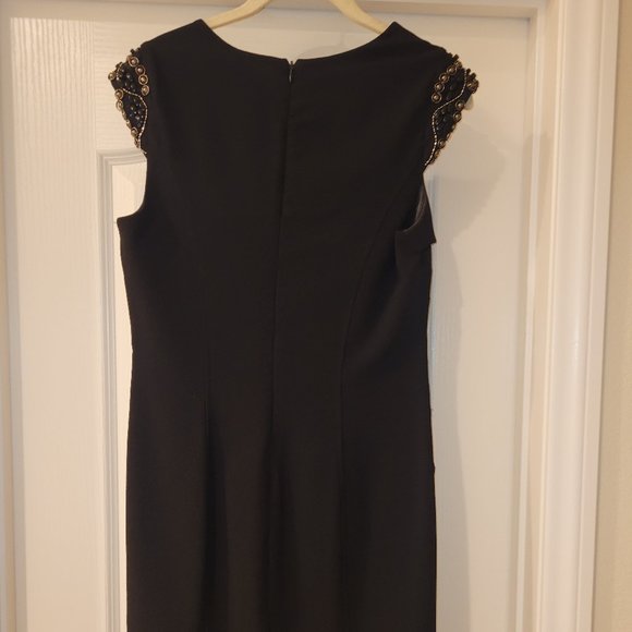 Black Embroidered Cap Sleeve Dress - Picture 2 of 4
